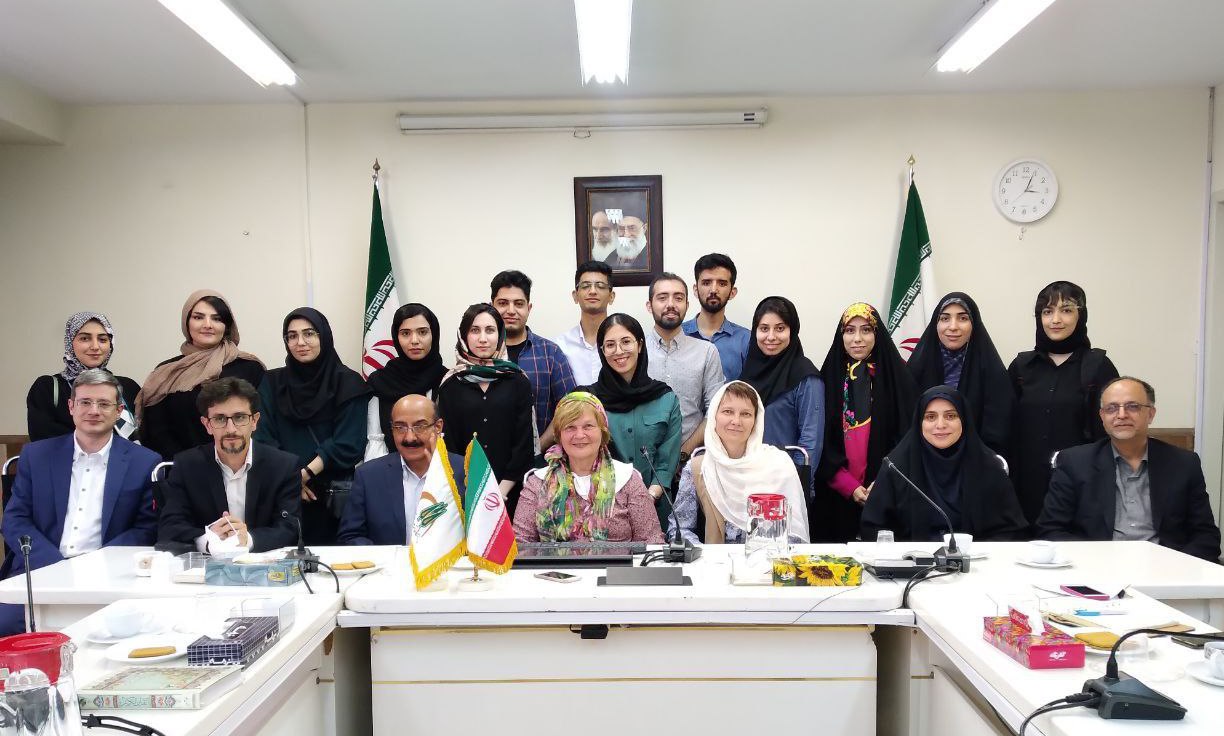 برگزاری میزگرد علمی «رویکردهای جدید در تالیف کتاب‌های آموزشی زبان روسی برای خارجیان» در دانشگاه تربیت مدرس 
