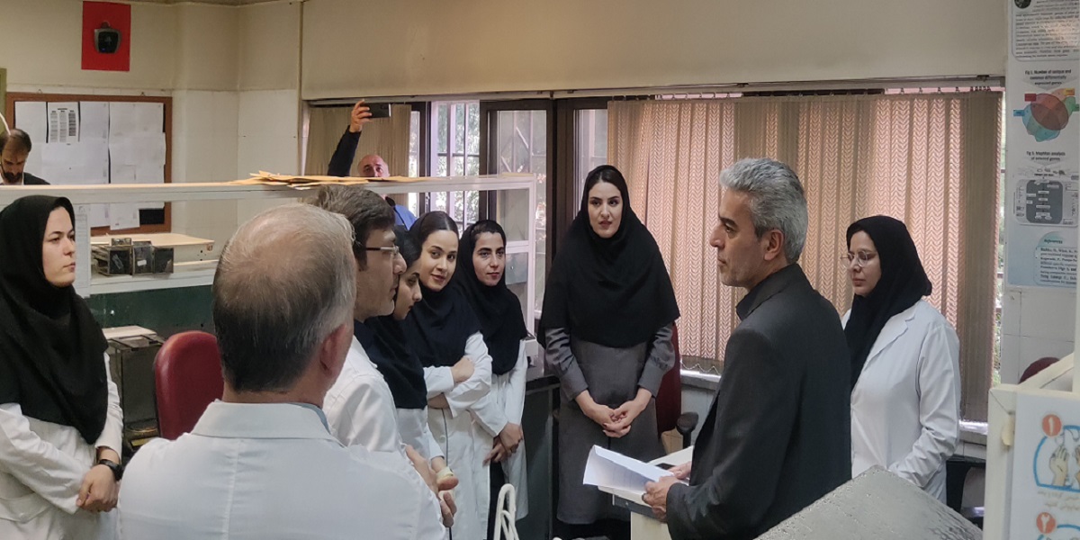 بازدید معاون پژوهشی و فناوری دانشگاه از آزمایشگاه های پردیس کشاورزی