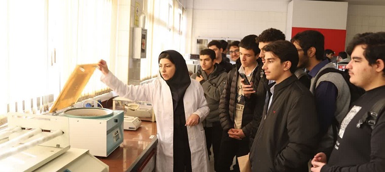 رویداد روز درهای باز آزمایشگاه های دانشگاه تربیت مدرس  برگزار شد