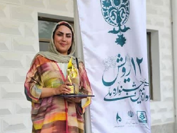 کسب رتبۀ اول جشنوارۀ دانشجویی رویش توسط دانشجوی پژوهش هنر دانشگاه 