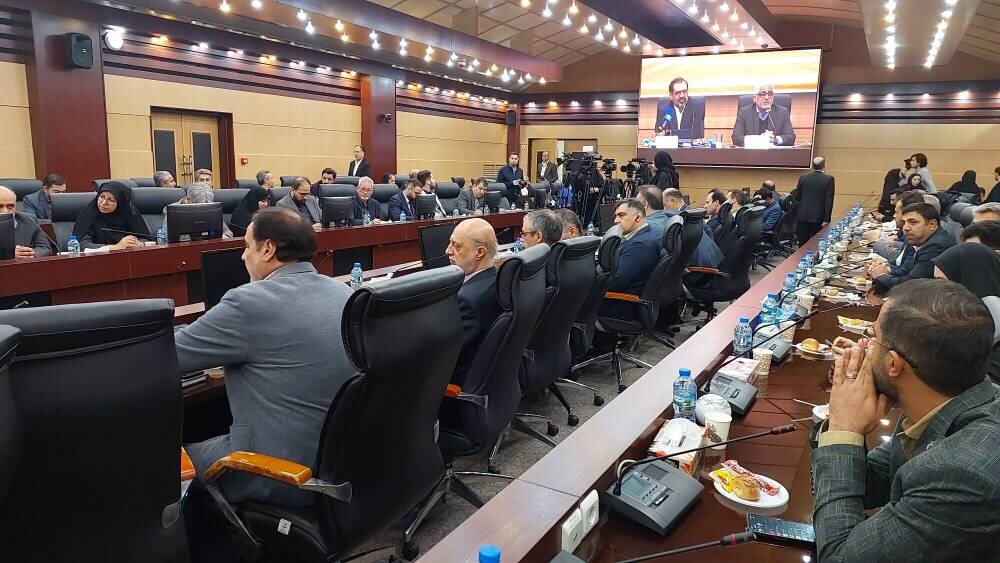 نشست تخصصی فرصت‌ها و چالش‌های سرمایه‌گذاری در صنعت برق  